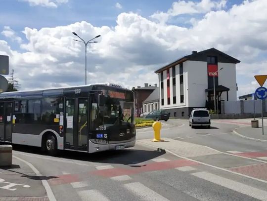 Objazdy i linia „W”. Nowa organizacja ruchu autobusowego w związku z remontem ulicy Wyspiańskiego