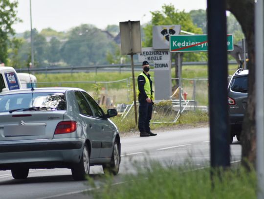 Obława w Koźlu! Policja szuka uciekiniera. Kontrole na drogach wyjazdowych