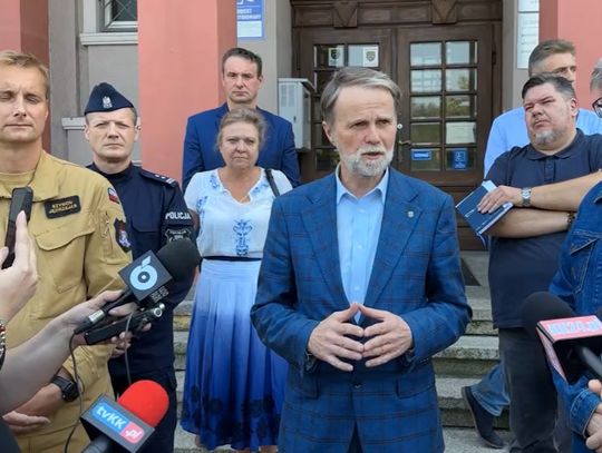 Nowe informacje dotyczące sytuacji powodziowej. Konferencja powiatowego sztabu zarządzania kryzysowego