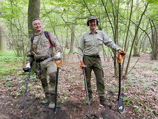 Odkryli zapomniany obóz Służby Pracy Rzeszy. Mieszkańcy Kędzierzyna-Koźla prowadzili wykopaliska w Raszowej