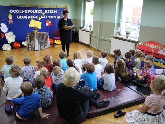 Ogólnopolski Dzień Głośnego Czytania w "Kasztankowym przedszkolu"