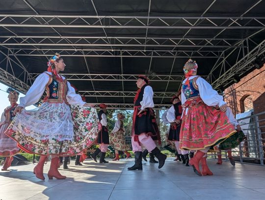 Ostatni dzień Letniego Festiwalu "KulturKa" zakończył się teatralnie i ludowo. Organizatorzy już zapowiadają, że będzie kolejna edycja wydarzenia