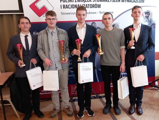 Piątka uczniów ZSTiO dotarła do finału centralnego Olimpiady Innowacji Technicznych w Elektronice i Mechatronice