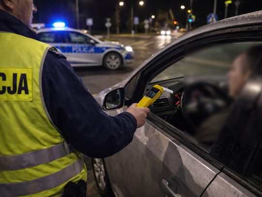 Pijani kierowcy na drogach powiatu kędzierzyńsko-kozielskiego. Jeden był poszukiwany i miał narkotyki