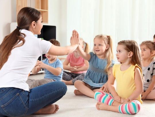 Placówki oświatowe, poradnie czy własny gabinet? Jakie możliwości zawodowe dają studia podyplomowe TUS?