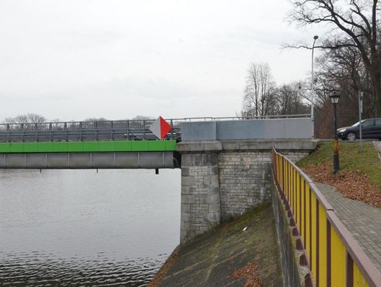 Pod mostem na Odrze w Koźlu ma powstać kładka dla pieszych