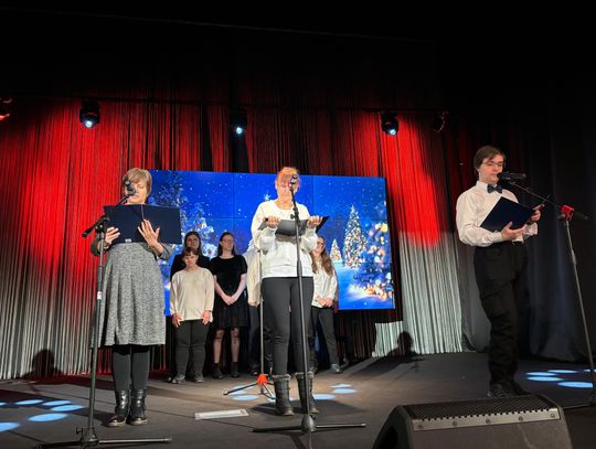 Podopieczni, pracownicy i przyjaciele "Promyczka" spotkali się przy świątecznym stole. ZDJĘCIA