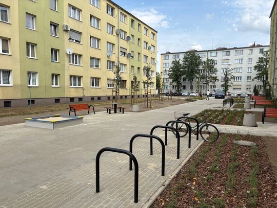 Podwórka przy ulica Gagarina przeszły metamorfozę. Zadania zrealizowano z budżetu obywatelskiego