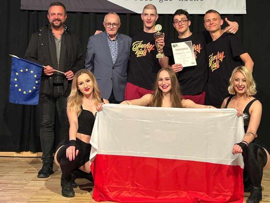 Połączyli style i odnieśli sukces! Funky Kids i Bailando Cheerleaders zgarniają drugie miejsce na konkursie tanecznym w Niemczech
