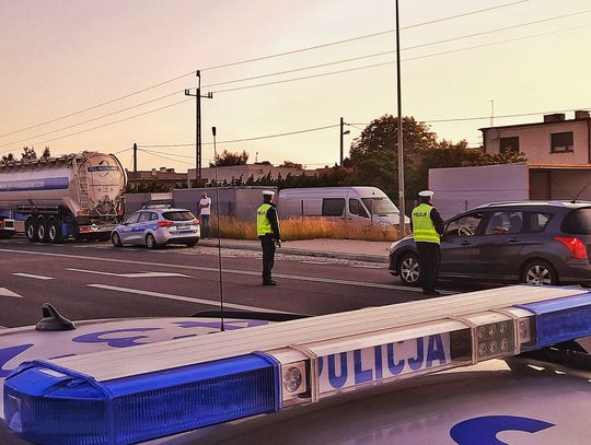 Policjanci zbadali trzeźwość ponad 200 kierowców. Dwóch z nich wsiadło za kółko po pijanemu