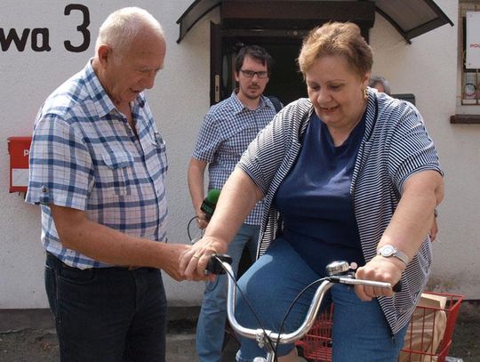 Polski Czerwony Krzyż przekazał niepełnosprawnym trzy specjalistyczne rowery