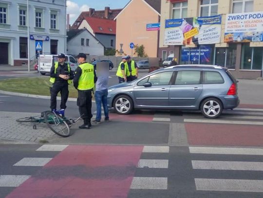 Potrącenie rowerzysty na rondzie Solidarności