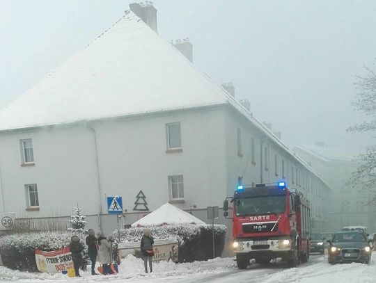 Pożar w barze przy ulicy Skarbowej. W akcji dwa zastępy straży pożarnej