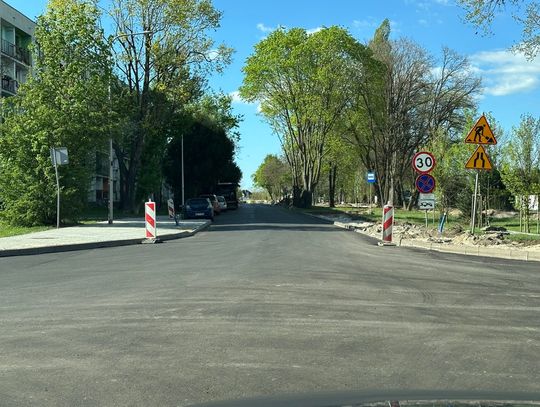 Prace na ul. Bema nabierają tempa. W poniedziałek rusza układanie górnej warstwy asfaltu