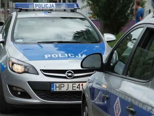 Pracowity weekend drogówki. Policjanci wzywani do ośmiu kolizji na terenie powiatu