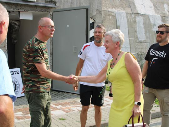 Prezydent Sabina Nowosielska odwiedziła Strefę Historii i Inspiracji w dawnym schronie w Blachowni