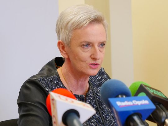 Prezydent Sabina Nowosielska przyśpieszyła powrót z urlopu. Jest już w Europie i wraca do domu