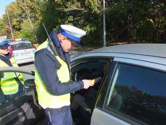 Przed nami kolejny długi weekend. Policjanci apelują o ostrożność i zapowiadają wzmożone kontrole