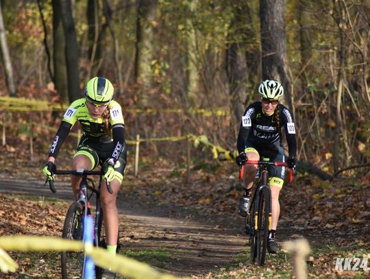 Przełajowe ściganie w Śródmieściu. Trzeci Cross Kędzierzyn Tribike. Zdjęcia