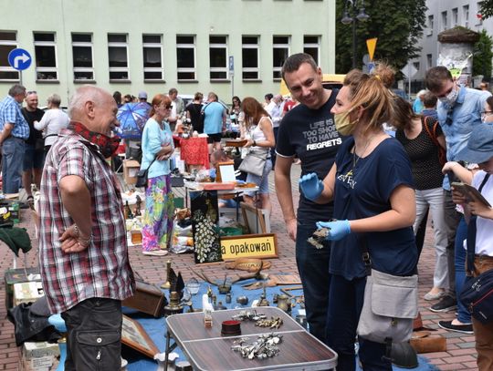 Przyjdź i kup albo sprzedaj swoje stare rzeczy. Jutro w Koźlu odbędzie się kolejny Targ Staroci