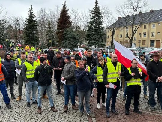 Rada powiatu kędzierzyńsko-kozielskiego w swojej uchwale poparła postulaty protestujących rolników