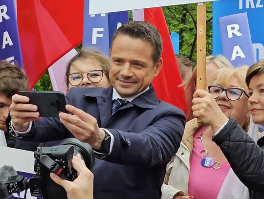 Rafał Trzaskowski w Kędzierzynie-Koźlu. Relacja wideo z wiecu wyborczego w Parku Pojednania