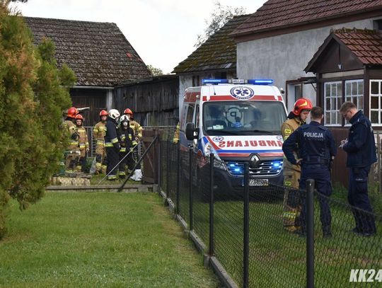 Rodzina nie miała kontaktu z 80-latkiem, u którego podejrzewano covid-19. Pomoc służb przyszła na czas