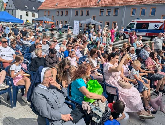 Rodzinna atmosfera i występy młodych artystów. Trwa Festyn Rodzinny u Oblatów
