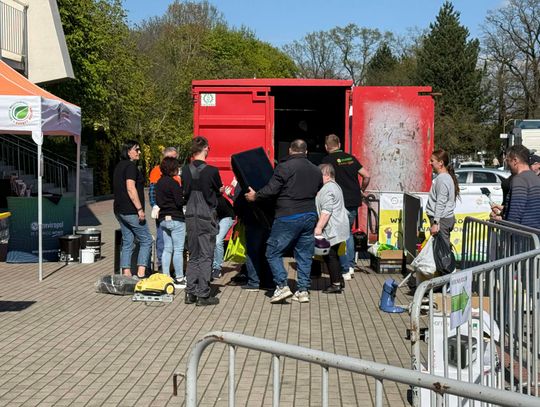 Rośliny za elektrośmieci w Kędzierzynie-Koźlu. Trwa ekologiczna akcja dla mieszkańców