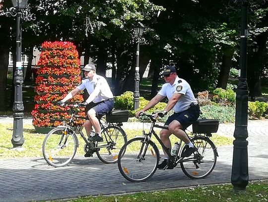 Rowerowe patrole straży miejskiej wyruszyły w miasto. Szybciej niż pieszo, sprawniej niż samochodem