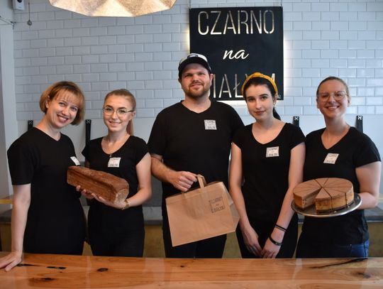 Rozdajemy zaproszenia na pyszne zestawy obiadowe. Do zabawy zaprasza Bistro Czarno na Białym