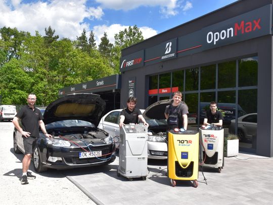 Rozdajemy zaproszenia na serwis klimatyzacji (przegląd, uzupełnienie czynnika, odgrzybienie) do firmy OPON MAX. Weź udział w zabawie