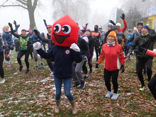 Ruszyli trasą wokół jeziora w Dębowej. Aktywny Finał męskiej akcji profilaktycznej Movember