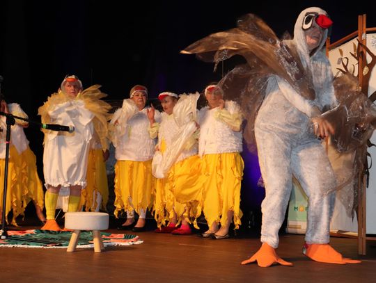 Rywalizowali o Złotą Maskę MOPS. W Kędzierzynie-Koźlu odbył się Przegląd Twórczości Dorobku Artystycznego Ośrodków Wsparcia