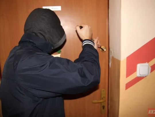 Seria włamań w Kędzierzynie-Koźlu. Policja potwierdza trzy zdarzenia