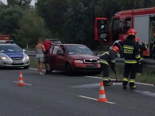 Skoda najechała na tył fiata. Kolizja na obwodnicy Kędzierzyna-Koźla. ZDJĘCIA