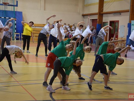 Sport znów połączył pokolenia. XVI Olimpiada Seniorów i Przedszkolaków. FOTOREPORTAŻ