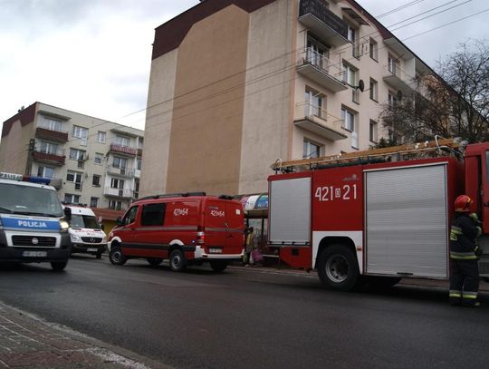 Strażacy interweniowali na Pogorzelcu. Podejrzenie zatrucia tlenkiem węgla
