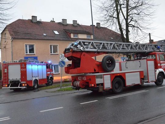 Strażacy interweniowali przy Chrobrego. Ogień w kominie