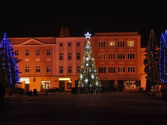 Świąteczne szaleństwo czas zacząć! W sobotę uroczysta iluminacja kozielskiej starówki. Rozbłyśnie wielka choinka