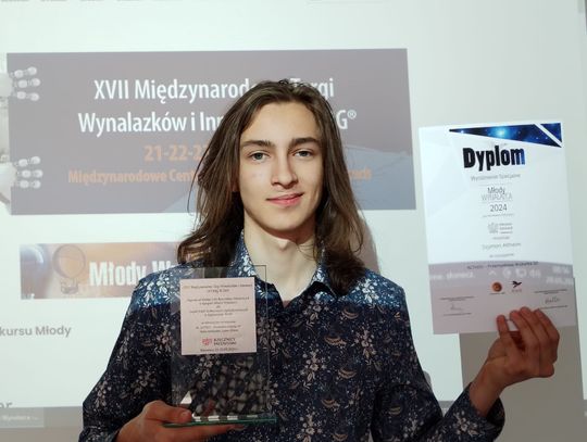 Szymon Altheim laureatem konkursu "Młody Wynalazca 2024". Zaprojektował superszybką drukarkę 3D