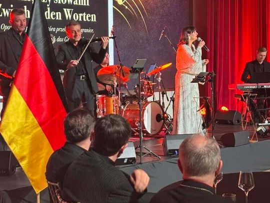 Tak świętowano 35 lat dobrego sąsiedztwa Polski i Niemiec. Niezwykły wieczór w Kędzierzynie-Koźlu