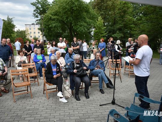 „Tour de Konstytucja” dotarła do Kędzierzyna-Koźla. Debata o ustawie zasadniczej w Parku Pojednania