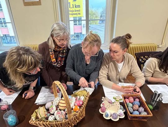 Tradycja kroszonkarska wciąż żywa. Podczas warsztatów w radzie osiedla powstały małe dzieła sztuki