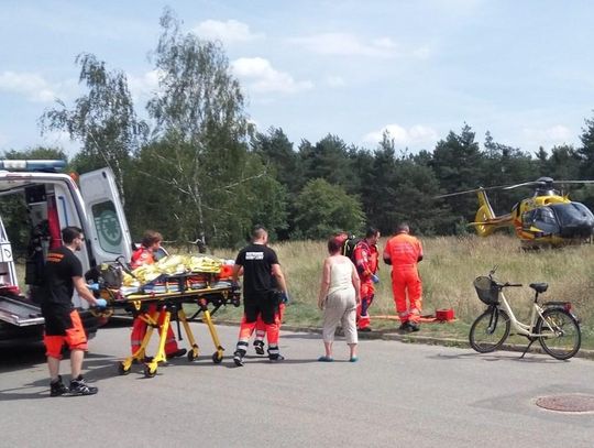 Tragiczny finał wypadku na Żabieńcu. Nie udało się uratować 80-latka, który spadł z drabiny