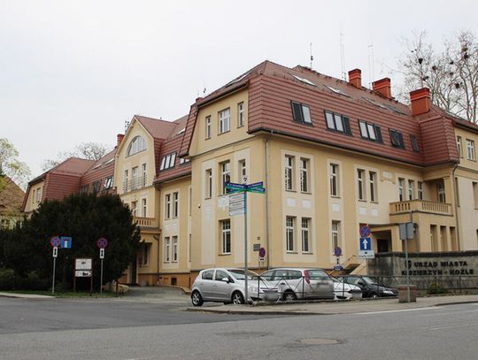Urząd miasta szuka pracownika do wydziału inwestycji. Wynagrodzenie do 7500 zł brutto plus dodatki