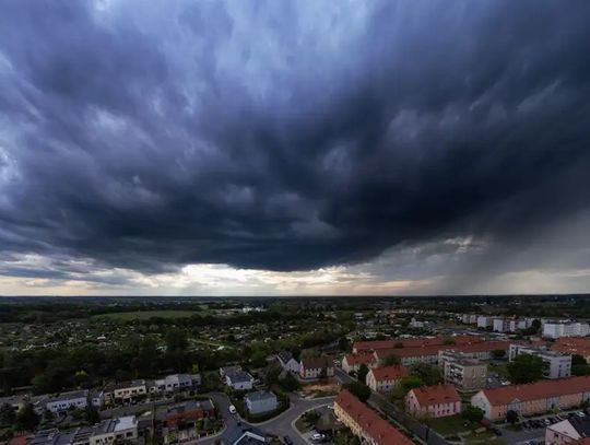 W godzinach popołudniowych możliwe załamanie pogody. Ostrzeżenie meteorologiczne dla naszego powiatu