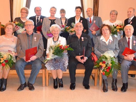 W miłości przeżyli 50 lat. Medale Prezydenta RP „Za długoletnie pożycie małżeńskie”. ZDJĘCIA