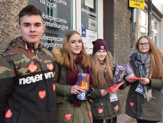 W niedzielę finał WOŚP. W Kędzierzynie-Koźlu "bezhukowe" światełko do nieba