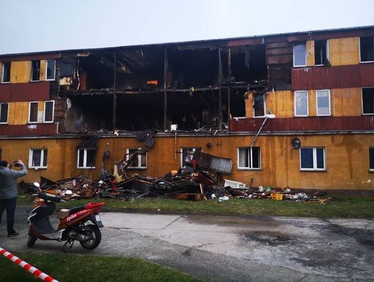 W Zdzieszowicach spłonął budynek socjalny. W akcji strażacy z Kędzierzyna-Koźla